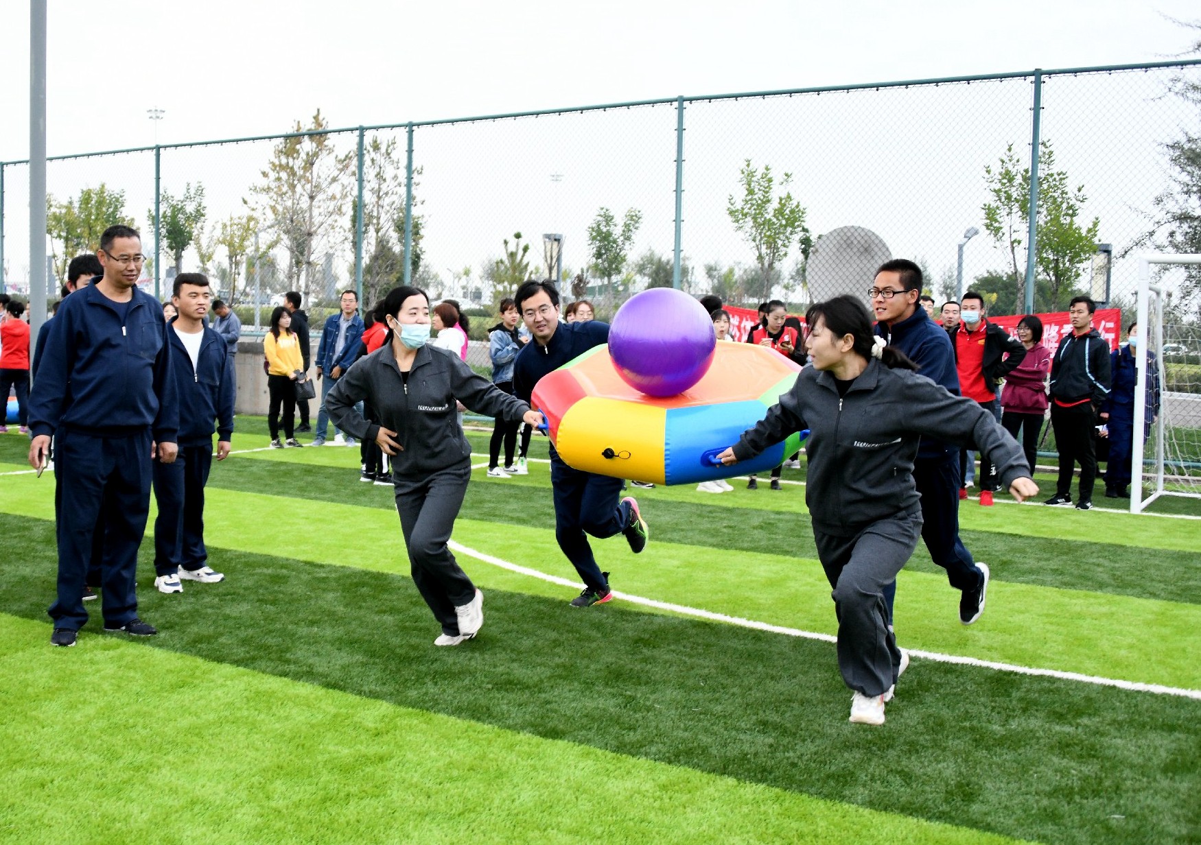说明: /repository/image/eYcKFyefTuqWeyaHbiazNg.jpg?k=1601204052000